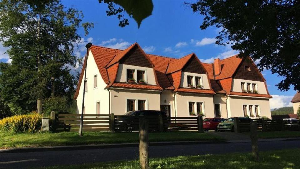 Apartmany Pod Krizovym Vrchem Adršpach Extérieur photo